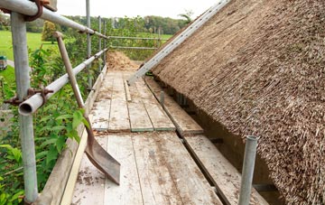 advantages of Bwlch Y Ffridd thatch roofing